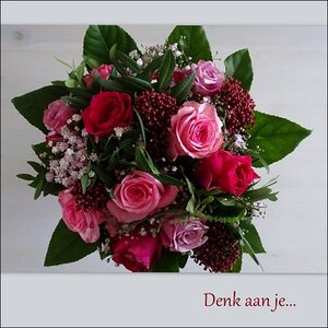 Boeket 'Denk aan je'. Fotokaart nr. ME-16.