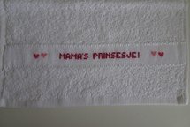 Witte slab, tekst 'Mama's prinsesje'