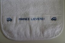 Slab, 'mama's lieverd', met autootjes