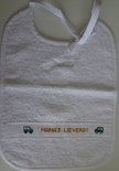 Witte slab met 'Mama's lieverd' en autootjes